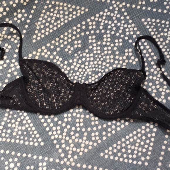 Free People Other - SEXY SOFT TRENDY unlined bra